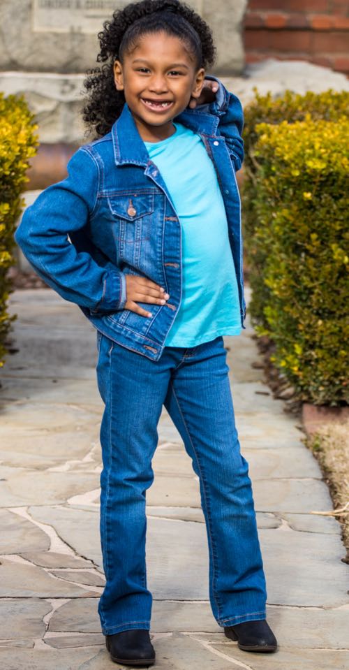 ArianaStevens :uploads/photos/arianas_1071.jpg