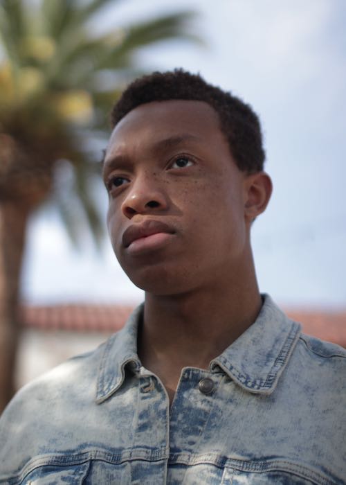 16EfaobasiEkpe:uploads/photos/efaobasie_headshot_iii.jpeg
